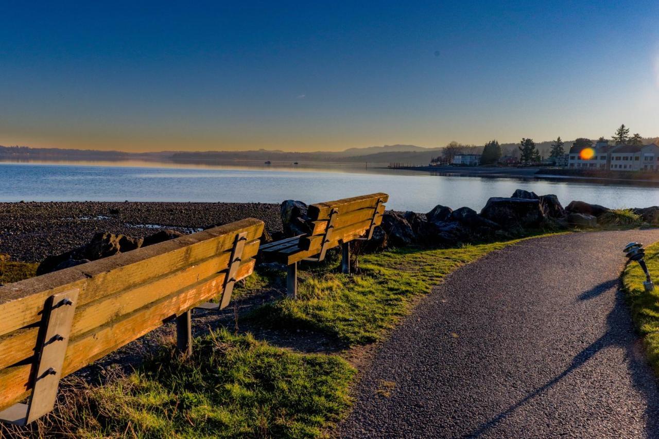 Best Western Plus Silverdale Beach Hotel Exterior photo